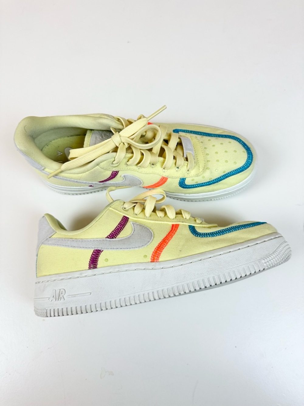 Nike Womens Air Force 1 07 Low LX Stitched Canvas Life Lime 5.5 7W Shoes Youth